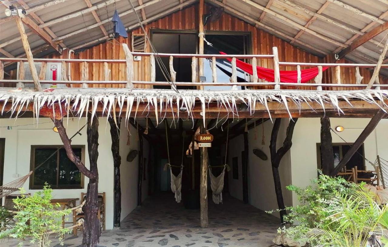 The Beach Cafe Koh Chang Exterior photo